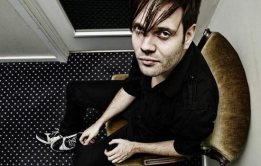 es-0125-437341-front